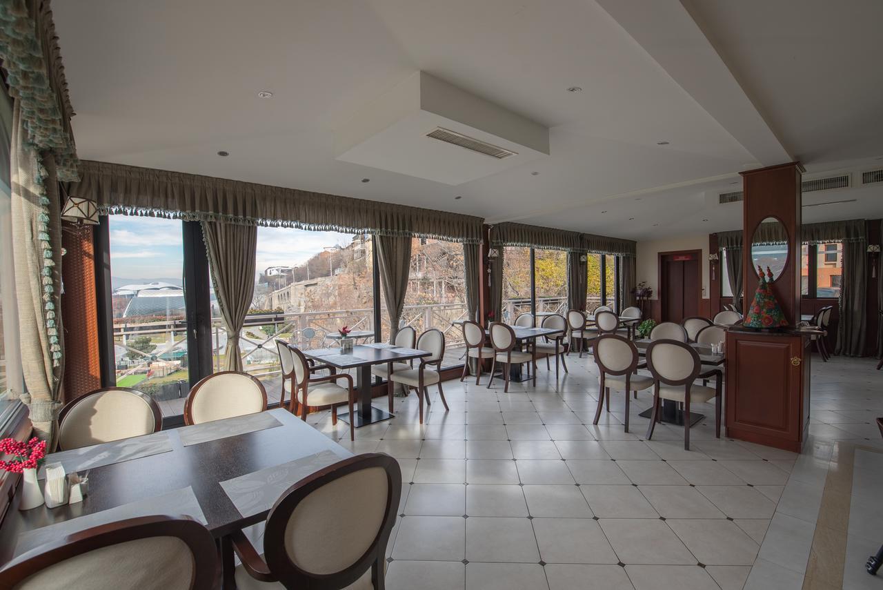 טביליסי Hotel Rikhe Monika מראה חיצוני תמונה